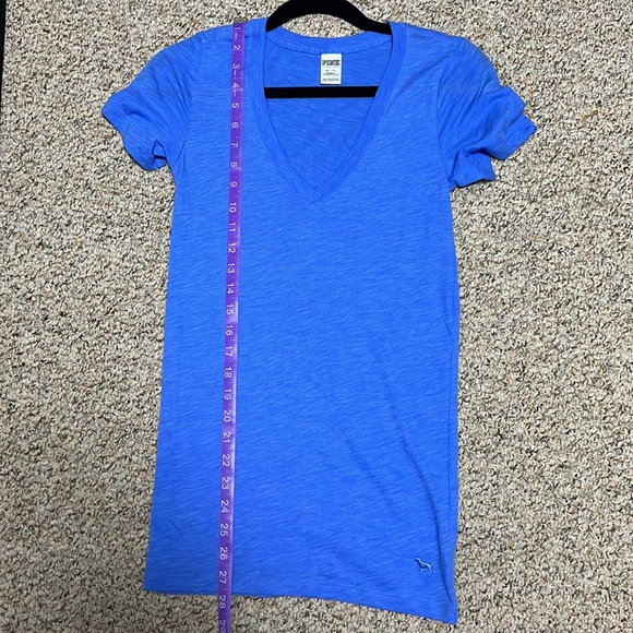 ❤️ VS Pink Light Blue V-Neck - Picture 4 of 6